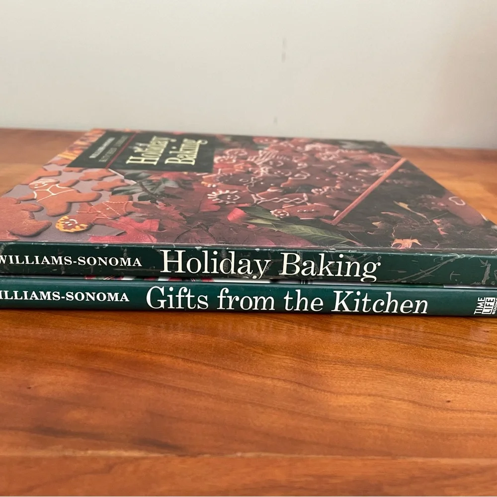 VTG Williams Sonoma Cookbooks Set of 2